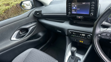 Toyota Yaris 1.5 Hybrid Icon 5dr CVT Hybrid Hatchback